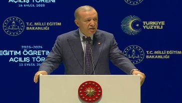 Cumhurbaşkanı Erdoğan duyurdu: "Ek ders ücretlerinde yaklaşık yüzde 25 oranında artış yapıyoruz..!"