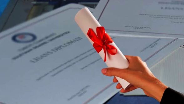“Güvenilir hizmet!” Sahte diploma piyasası: "Noter tasdikli ODTÜ diploması 500 lira..!"