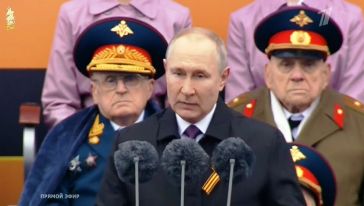 Rusya lideri Putin, Zafer Günü'nde dünyaya seslendi: 'Vatanımız için savaşıyoruz...'