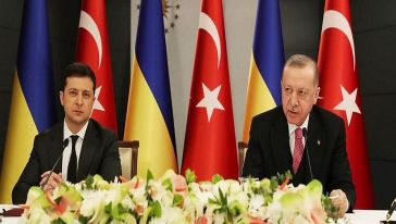 Ukrayna Devlet Başkanı Zelenski: "Rus turistleri geri çevirmediği için Türkiye'ye kırgınım..!"