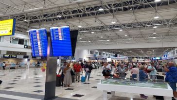 Antalya Havalimanı, Kurban Bayramı'nın ilk günü rekor yenilendi...