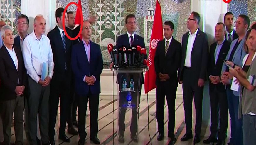 İBB Başkanı İmamoğlu'nun tatil dönüşü yaptığı basın toplantısında Murat Ongun detayı!