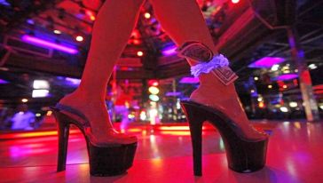 ABD'de striptizciler, "Cinsel taciz, ayrımcılık ve haksız yere işten atılmaya karşı" sendikalaşma istiyor!