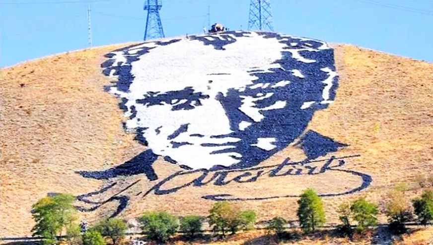 Erzincan Keşiş Dağı’ndaki dev Atatürk portresi siliniyor..!
