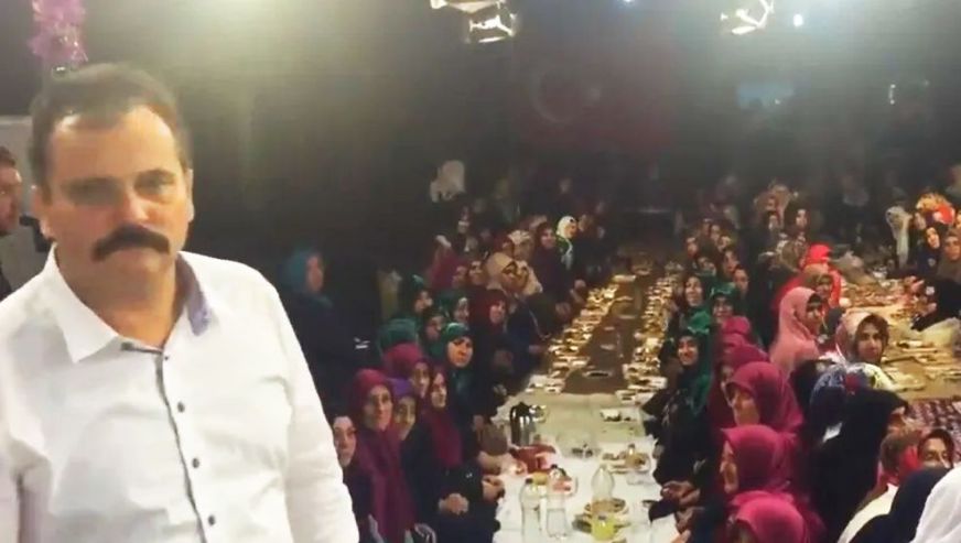 Kendini 'mehdi' ilan eden Tuncer Çiftçi'nin onlarca kadınla yeni videosu ortaya çıktı! 