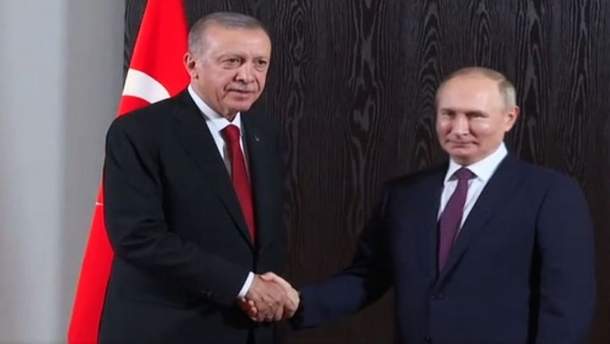 Dünyanın gözü bu zirvedeydi... 'Erdoğan - Putin' görüşmesi sonrası ilk mesajlar...