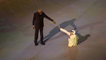 Morgan Freeman ile Katar'ın FIFA elçisi Ghanim Al Muftah'ın diyalogu geceye damgasını vurdu