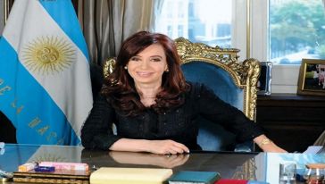 Arjantin Devlet Başkan Yardımcısı Cristina Fernández de Kirchner, dolandırıcılıktan altı yıl hapis cezasına çarptırıldı