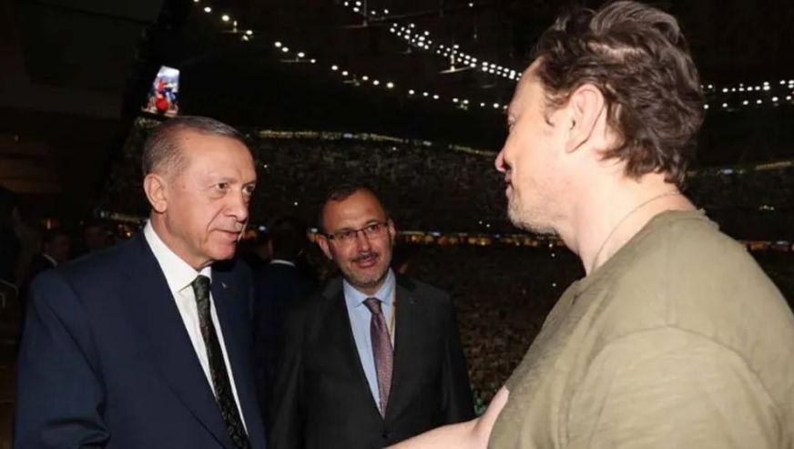 Cumhurbaşkanı Erdoğan, Katar'da Elon Musk ile görüştü...