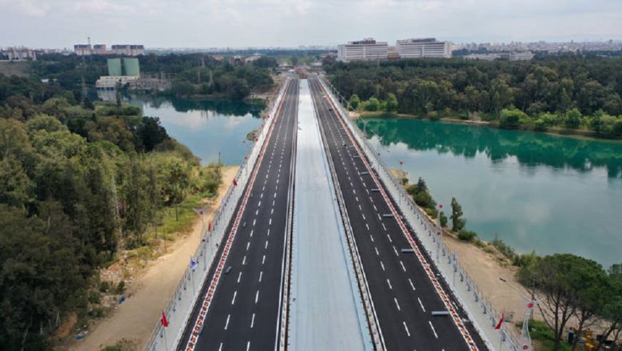 Türkiye'nin en büyük 4.köprüsü! Adana 15 Temmuz Şehitler Köprüsü'nde araç, metro, bisiklet, yaya yolu bir arada!