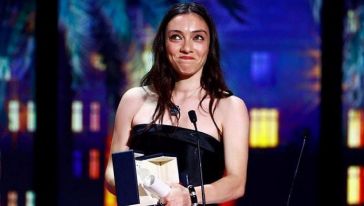 Merve Dizdar, Cannes Film Festivali'nde 'En İyi Kadın Oyuncu' ödülünün sahibi oldu...