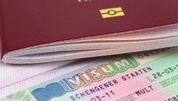 Schengen krizi tur şirketlerini zarara soktu!