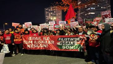 Zorlu Center'da Filistin eylemi: "Zorlu Holding, işgal devleti ile suç ortaklığını bitir..."