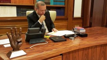  AK Parti’deki belediye başkan adaylarını Erdoğan’ın 'kara kaplı' defterindeki notlar belirleyecek!