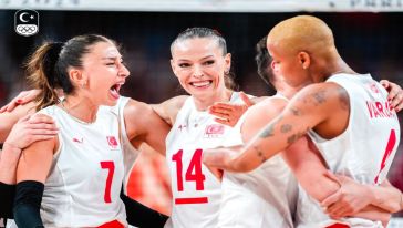 Türkiye 3-2 Çin... Filenin Sultanları yarı finalde..! 