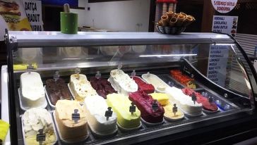 Taklit-tağşiş listesi kabardıkça kabardı... Ünlü dondurmacı 'yüzde 100 keçi sütlü' dedi gerçek başka çıktı!