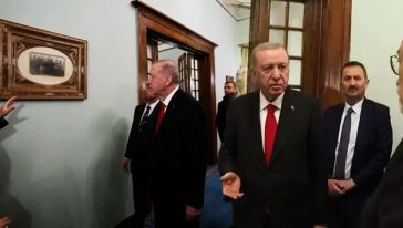 Atatürk'ün Trablusgarp'ta çekilen fotoğrafını gören Cumhurbaşkanı Erdoğan, Murat Bardakçı'ya: "Hala konuşuyorlar ya!"