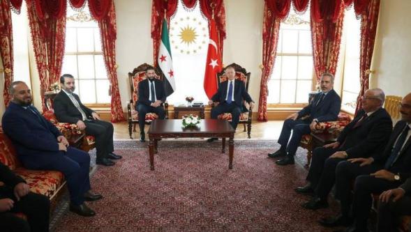 Cumhurbaşkanı Erdoğan, Suriye Geçici Cumhurbaşkanı Şara ile Dolmabahçe'de bir araya geldi...