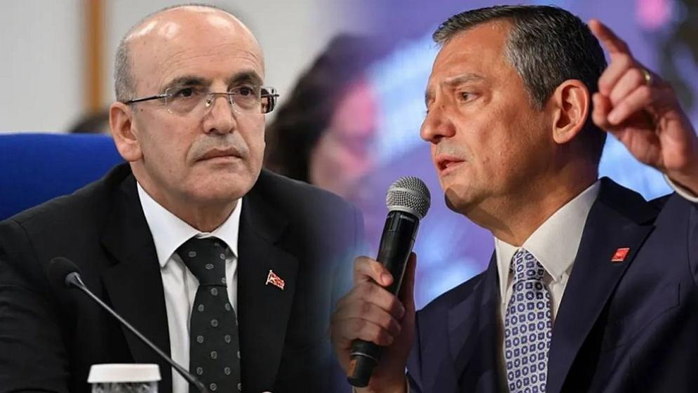CHP lideri Özgür Özel o manşeti böyle yorumladı: "Yeni Şafak Mehmet Şimşek'e odunla vurdu..!"
