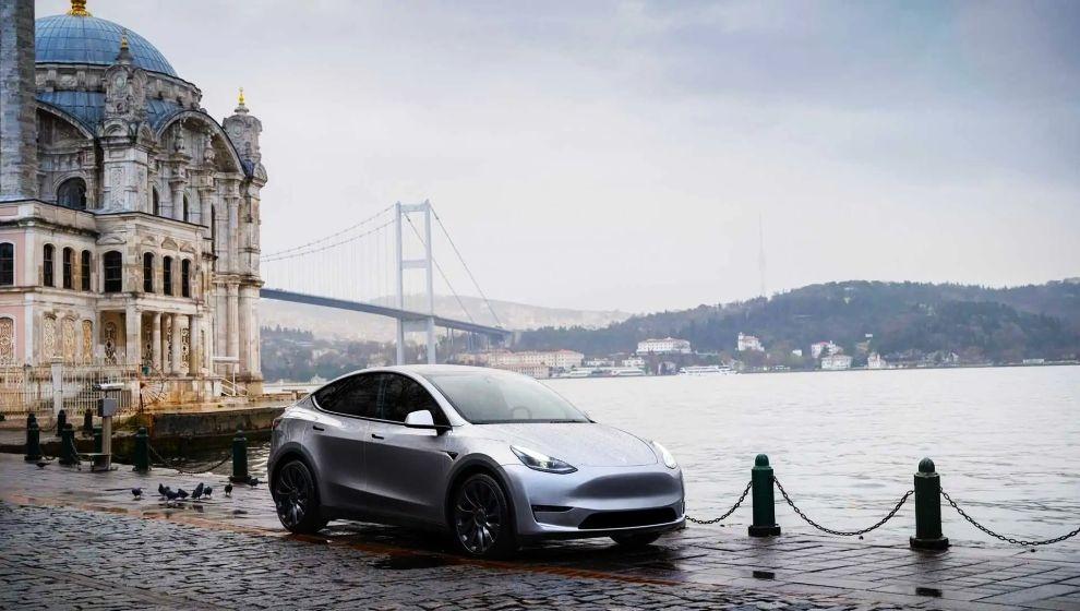 Tesla’nın en çok satan 'Model Y' modeline talep patladı!