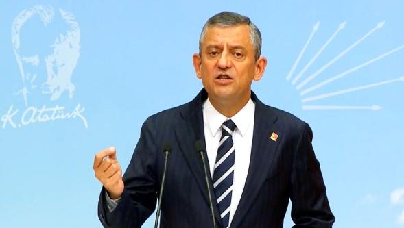 CHP lideri Özgür Özel ateş püskürdü: "Erdoğan bana siyasi rüşvet teklif etti..!"