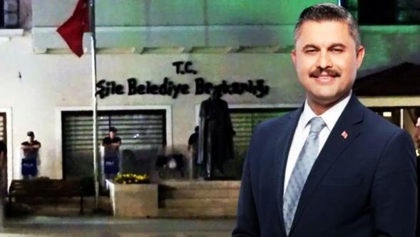 CHP'li Şile Belediye Başkanı Özgür Kabadayı tutuklama talebiyle mahkeme sevk edildi...