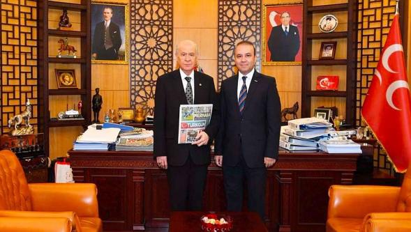 MHP lideri Bahçeli'nin başdanışmanı Yıldıray Çiçek'ten Bahçeli'nin önerisine açıklama!