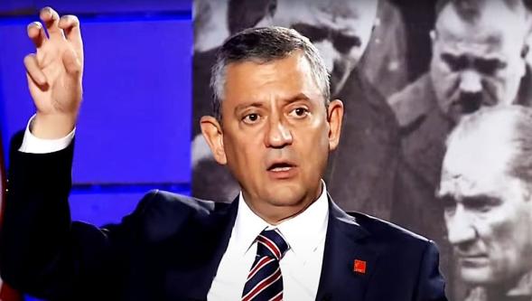 Özgür Özel'den kayyum kararına ilişkin ilk açıklama: "Gürsel Tekin ihraç edildi..!"