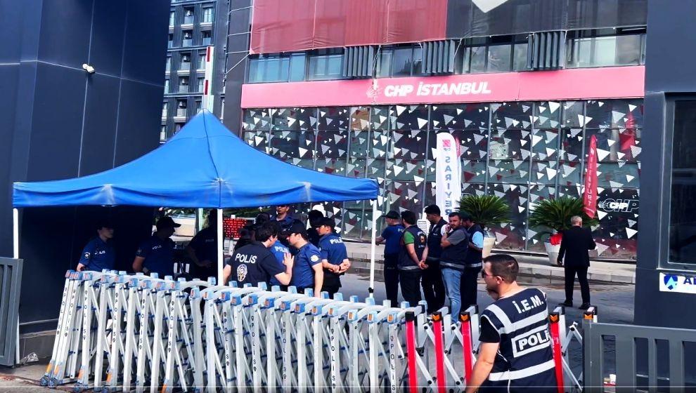 Yine arbede çıktı! Gürsel Tekin ve kayyum heyeti yeniden il başkanlığında...