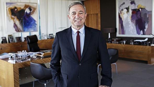 Ünlü iş insanı Hamdi Akın, İBB soruşturması kapsamında ifadeye çağrıldı....