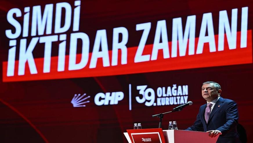 CHP'de tarihi kurultay! Özgür Özel bir yılda üçüncü kez genel başkan seçildi...