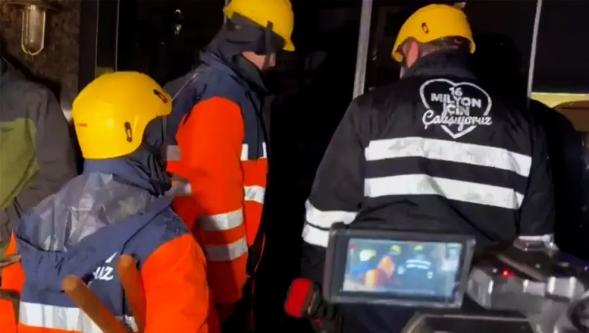 Çok sayıda ekip otelde... Bebek Otel'in kaçak yapıları yıkılıyor!