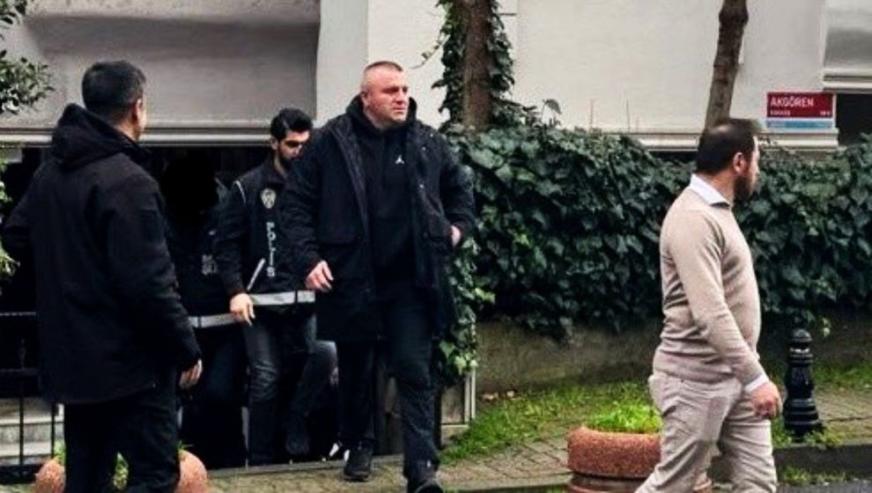 Ekrem İmamoğlu'nun koruması Bektaş Kamburoğlu gözaltına alındı...