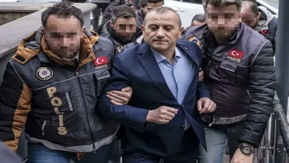 Adliyeye böyle sevk edildi... Eski Tunceli Valisi Tuncay Sonel'den ilk görüntü!