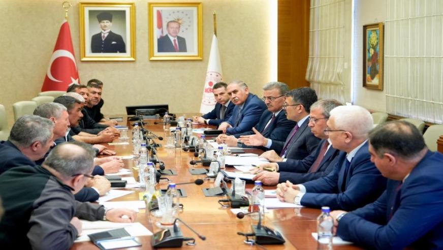 Doruk Madencilik işçilerinin eyleminde mutlu son... Madenciler eylemlerini sonlandırdıklarını duyurdu..!