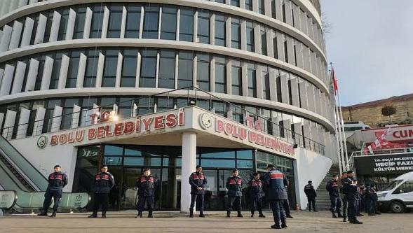 Bolu Belediyesi'nde yeni operasyon! Özel Kalem Müdürü de gözaltında...