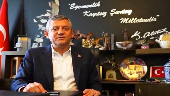 Özgür Özel ve 91 milletvekili CHP'den istifa etti... Partinin ismi belli oldu: "Yeni Parti"