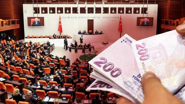 Teklif TBMM'de... En düşük emekli aylığı 23 bin 552 TL’ye yükseliyor!