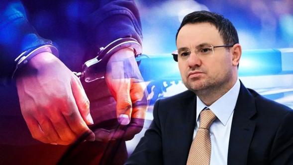 Bakan Gürlek duyurdu! Usulsüz Türk vatandaşlığı sağlayan organize suç örgütü çökertildi...