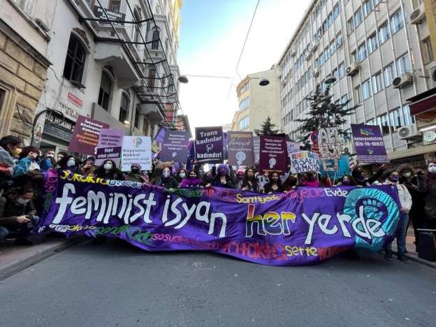 İstanbul'da '8 Mart Feminist Gece Yürüyüşü'