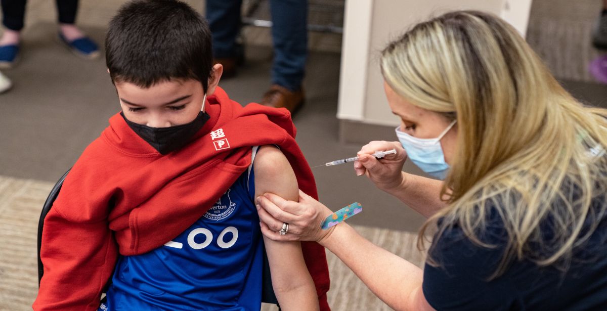 Çocukların COVID-19 Aşısı Olması Gerekli mi?