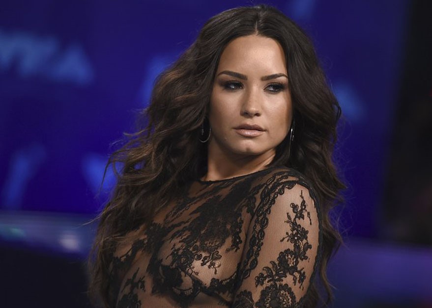 Demi Lovato, UFO gördüğünü iddia etti: 