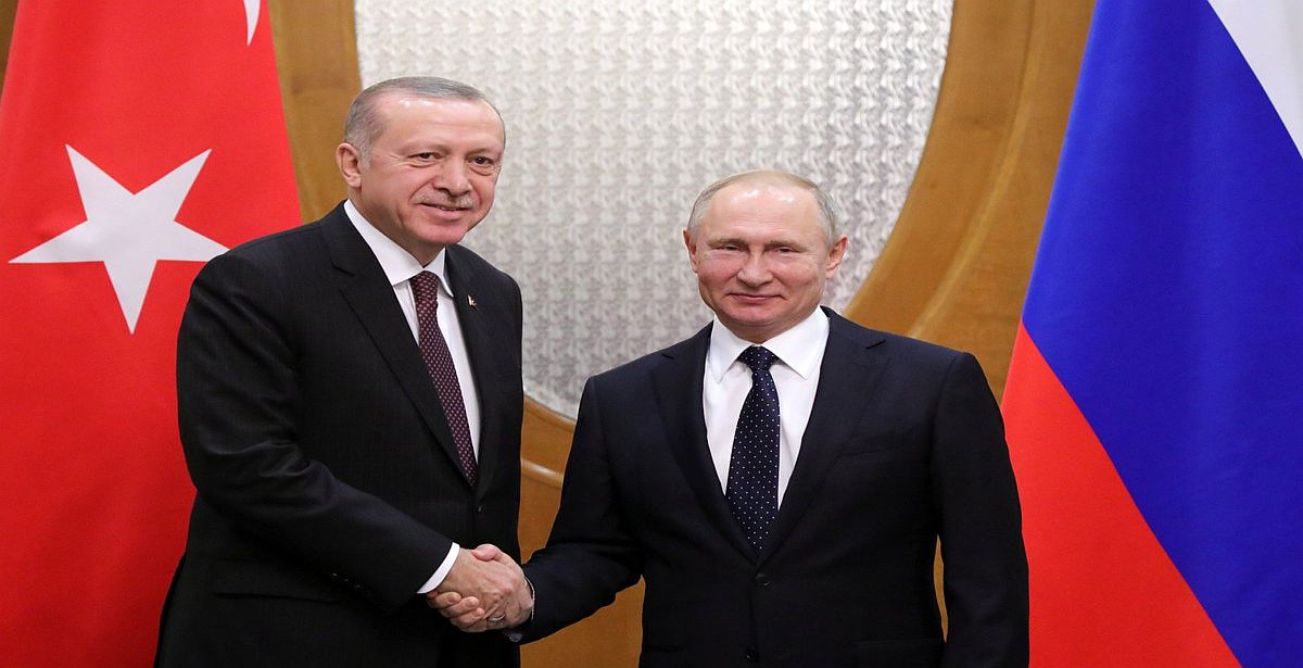Cumhurbaşkanı Erdoğan ve Putin Soçi'de bir araya geldi...