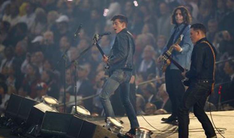 Arctic Monkeys Türkiye'ye geliyor! İşte tarihi...