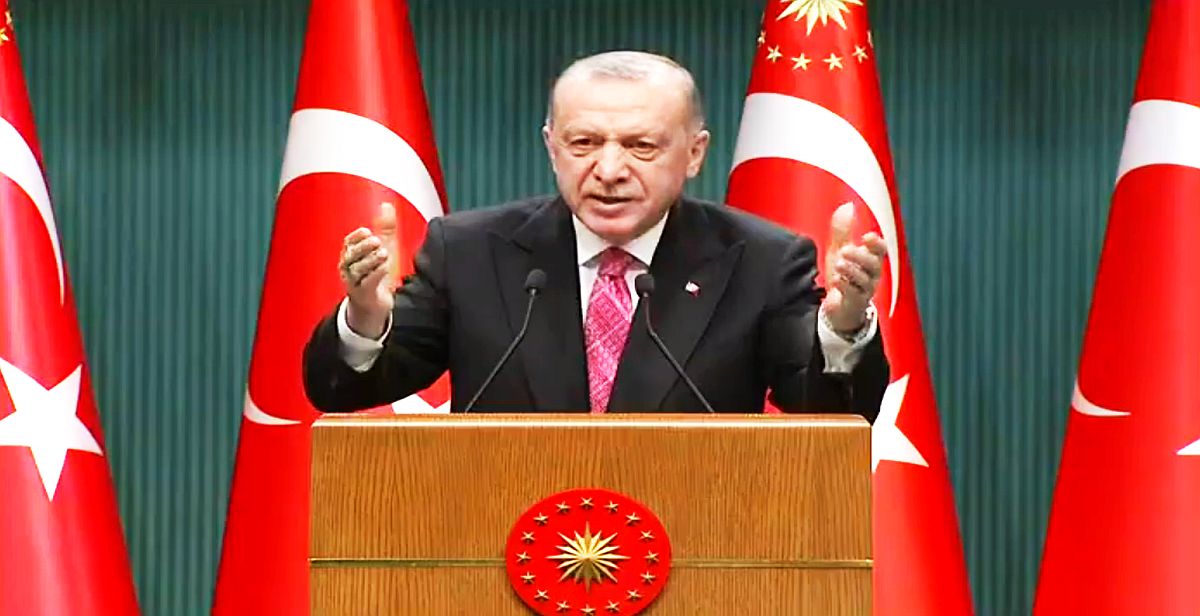 Cumhurbaşkanı Erdoğan zam oranını açıkladı! İşte 2022 yılı memur ve emekli maaşları...!