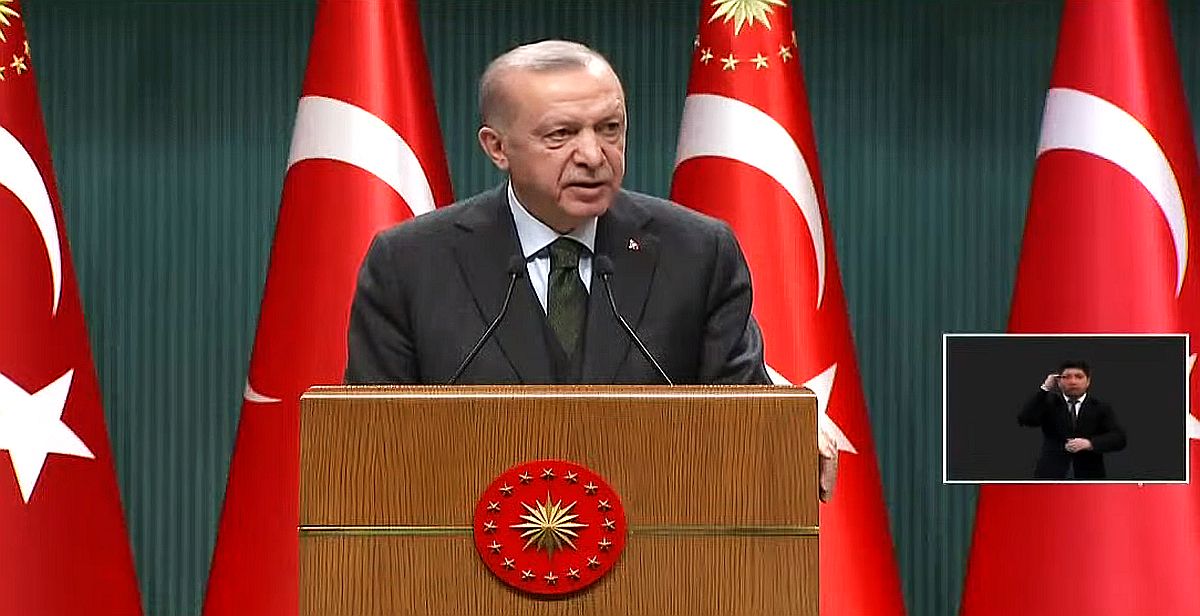 Cumhurbaşkanı Erdoğan'dan elektrik faturalarına düzenleme talimatı ve 'kabine revizyonu' sinyali...